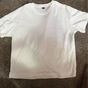 Old Navy White Short Sleeve Crewneck Tee
